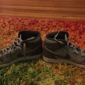 Used Jordan 1 wolf grey